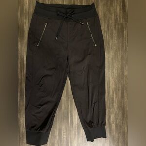 Athleta Original Trekkie Cropped Pants, 4P